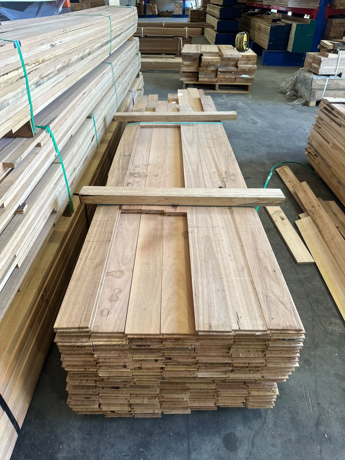 100x19m Tasmanian Oak Flooring